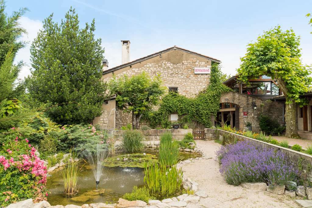 Logis Hotel Restaurant La Vieille Ferme Sancé Exterior foto